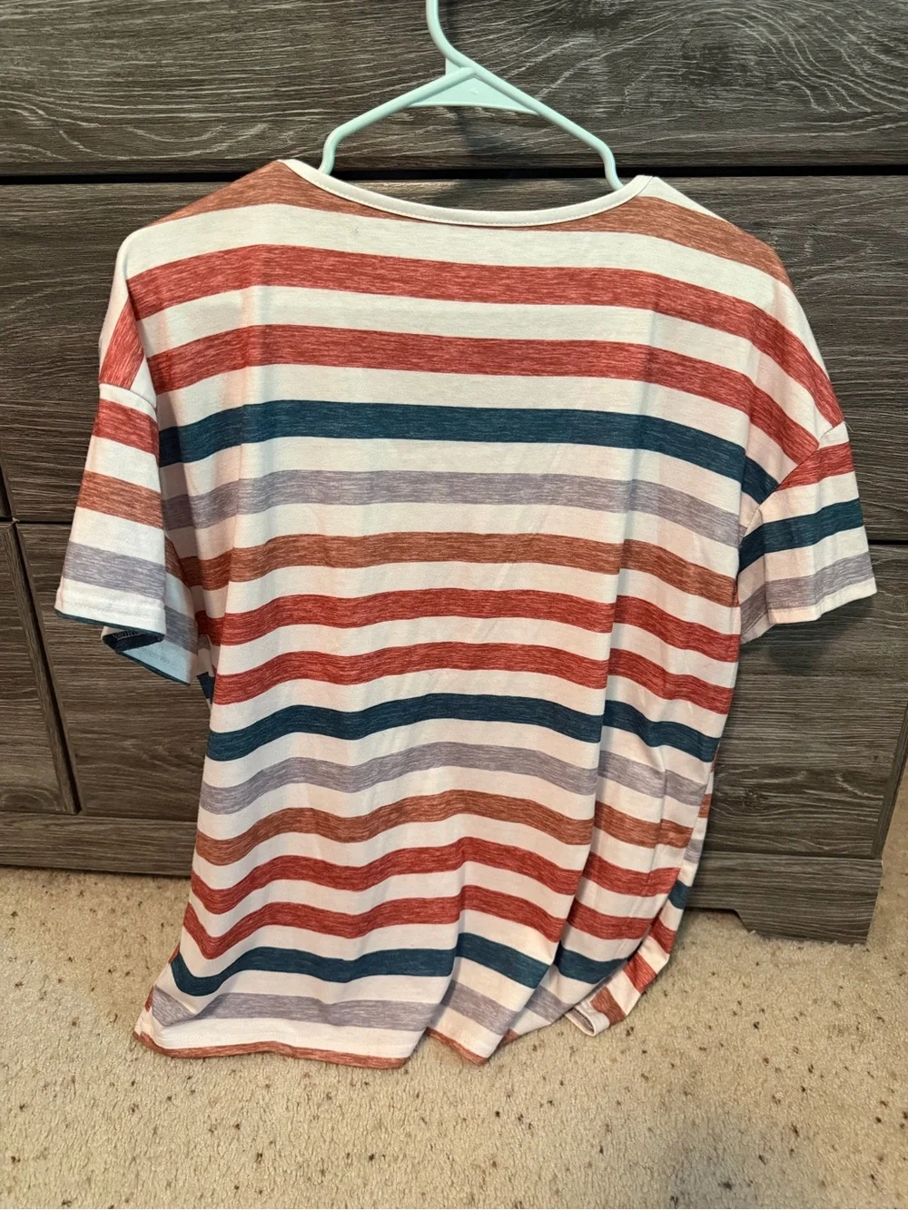 CUTE striped t-shirt v-neck